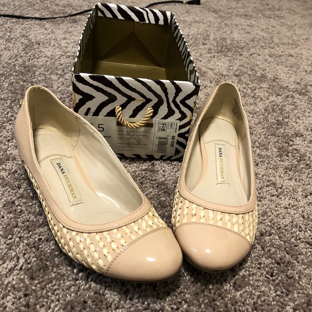 BRAND NEW DANA BUCHMAN FLATS